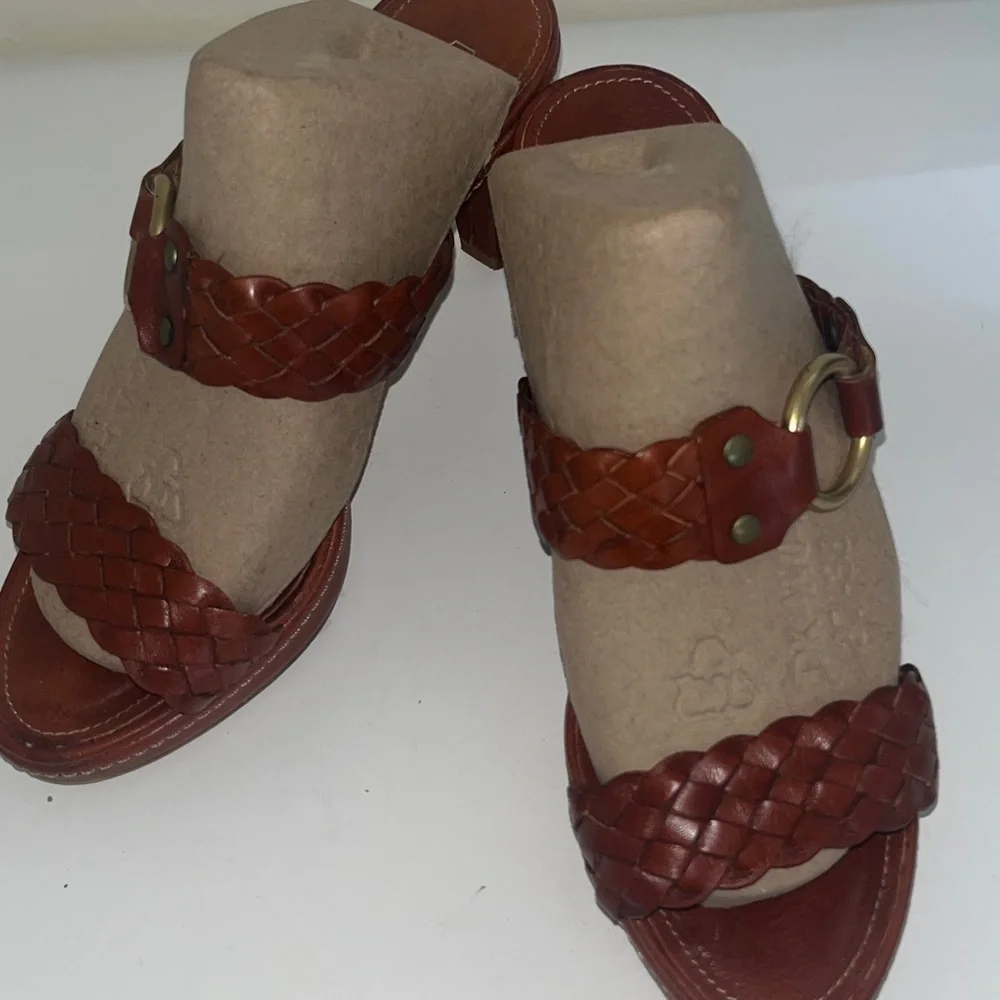 Coach Phebe Tan Vachetta woven Leather. Size 7 1/2 Used excellent condition - Picture 2 of 12